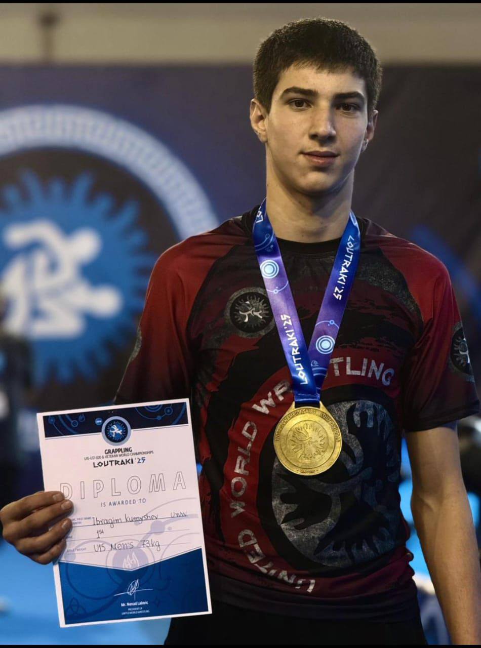  Ибрагим Кумышев из Баксанского района – Чемпион мира по грэпплингу!