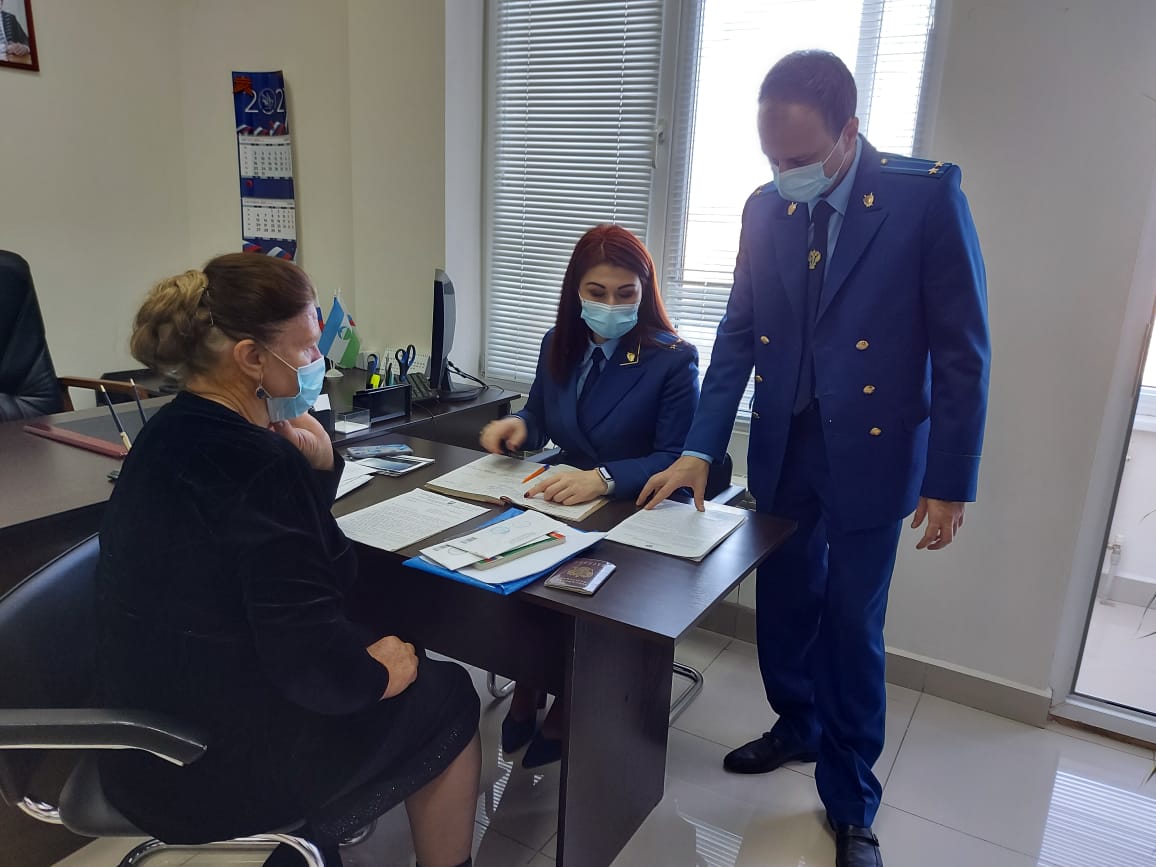 В Баксанском районе прошел прием граждан прокуратурой КБР