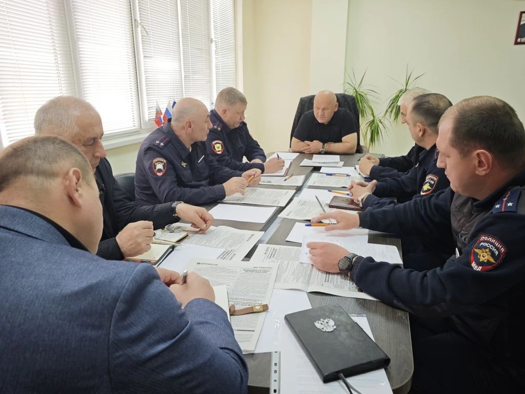 В Баксанском районе обсудили проблему бесконтрольного выпаса КРС