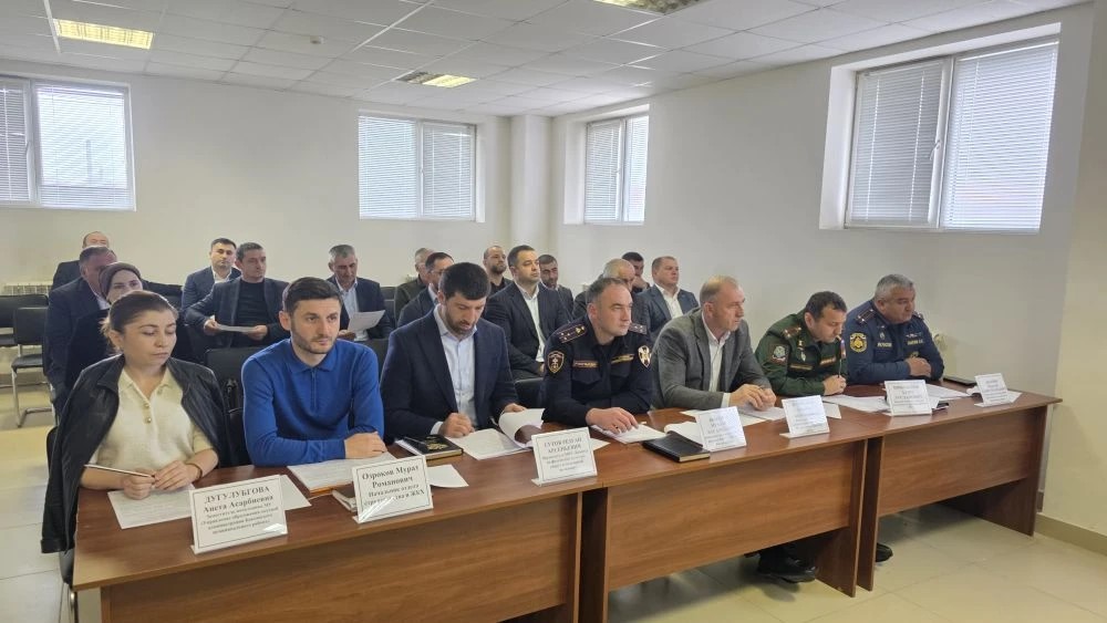 В Баксанском районе обсудили меры по обеспечению безопасности в период проведения Дня Победы